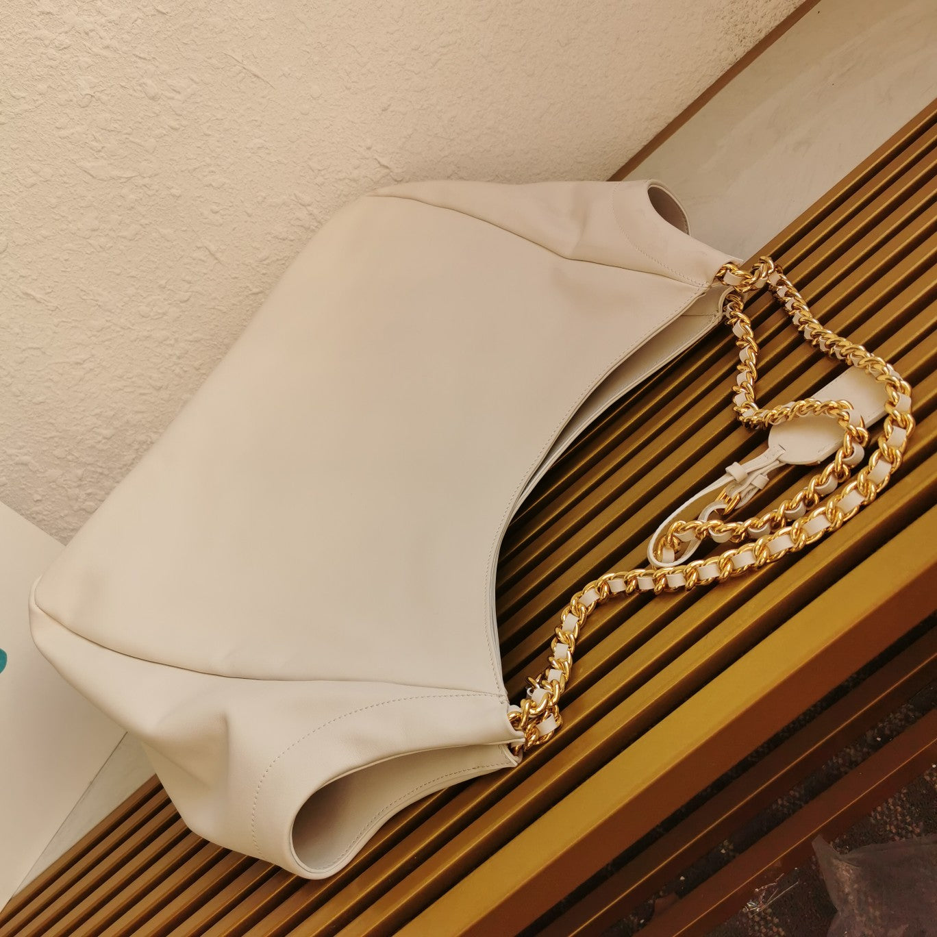 PRADA CHAIN TOTE 39 SOFT WHITE CALFSKIN