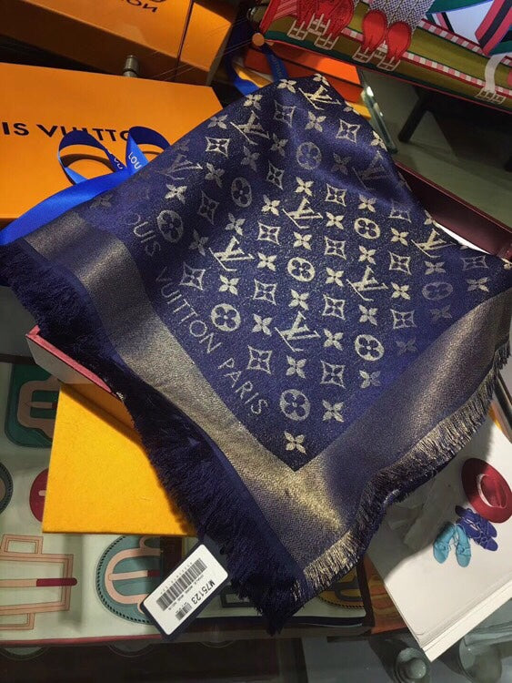 LOUIS VUITTON LV SCARF 140 CM IN WOOL MIX SILK 693008