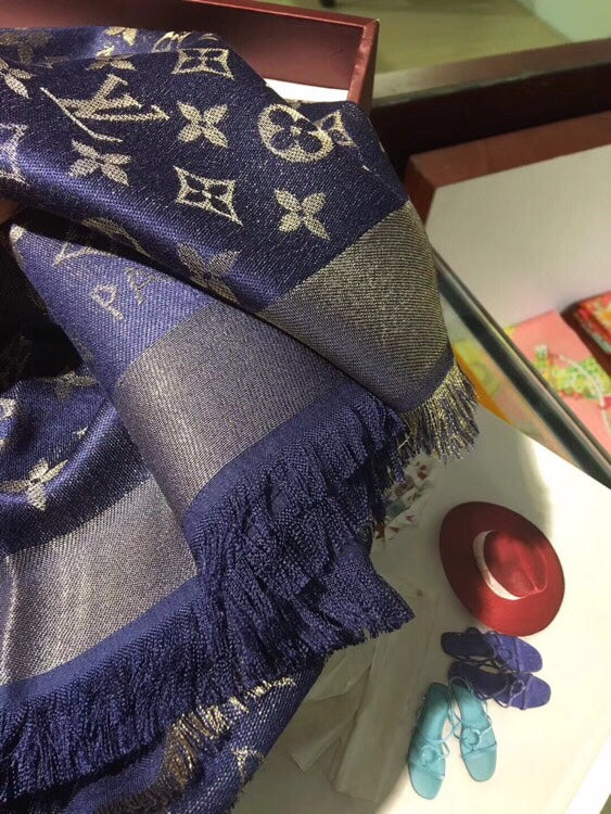LOUIS VUITTON LV SCARF 140 CM IN WOOL MIX SILK 693008