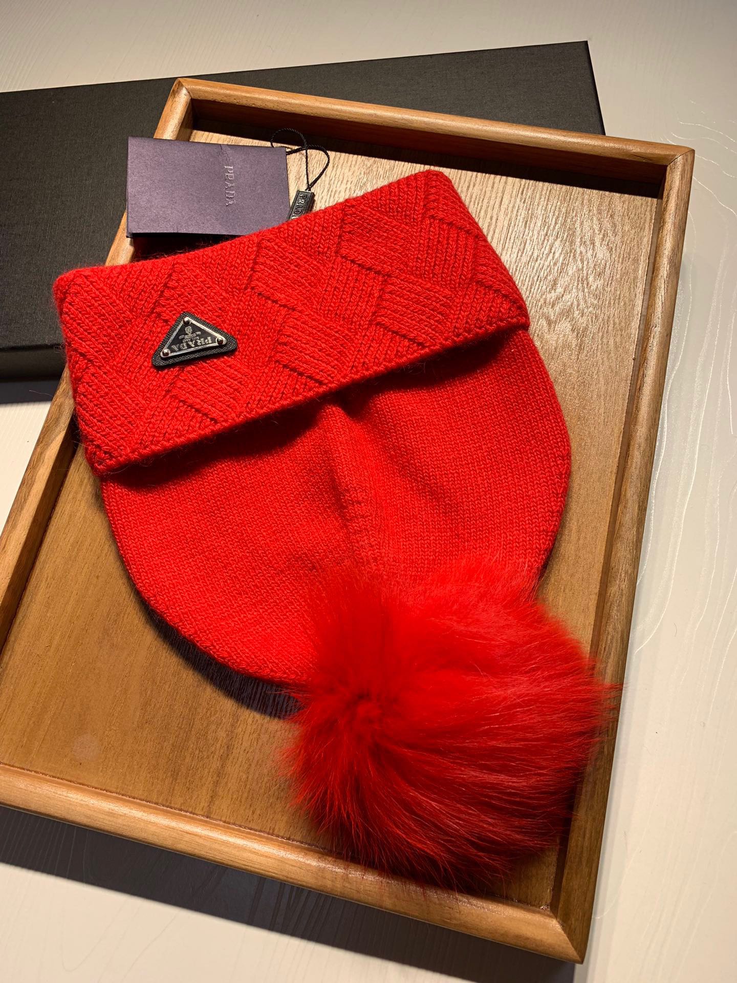 PRADA BEANIE HAT IN CHERRY RED WOOL AND RABBIT FUR 361436