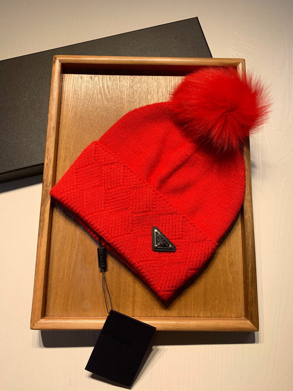 PRADA BEANIE HAT IN CHERRY RED WOOL AND RABBIT FUR 361436