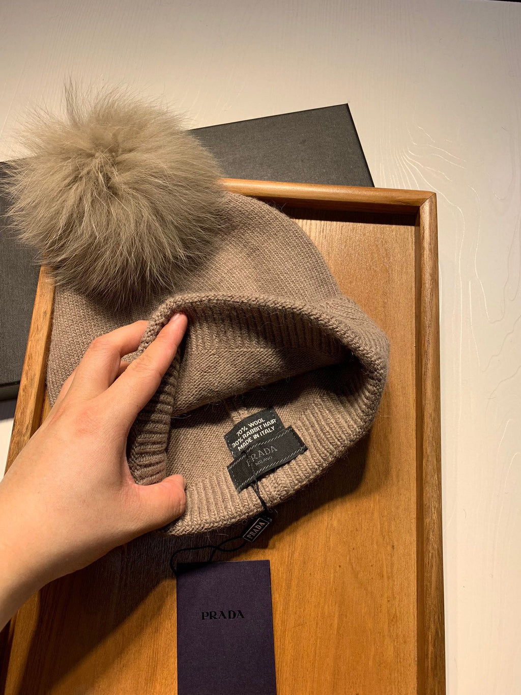 PRADA BEANIE HAT IN CAMEL BROWN WOOL AND RABBIT FUR 361437