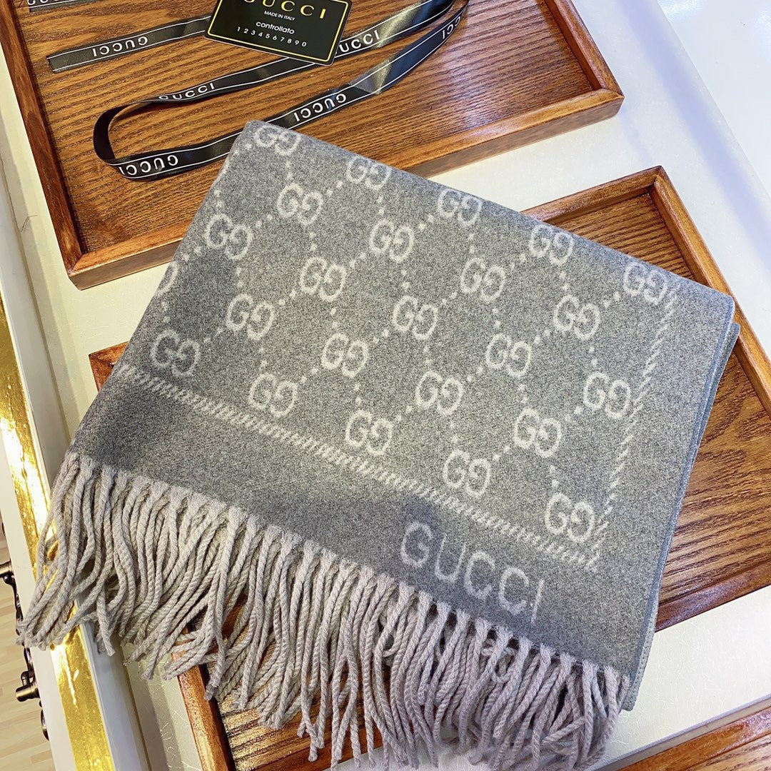 GUCCI JACQUARD PATTERN KNIT SCARF 180 CM IN COOL GRAY WOOL 402421