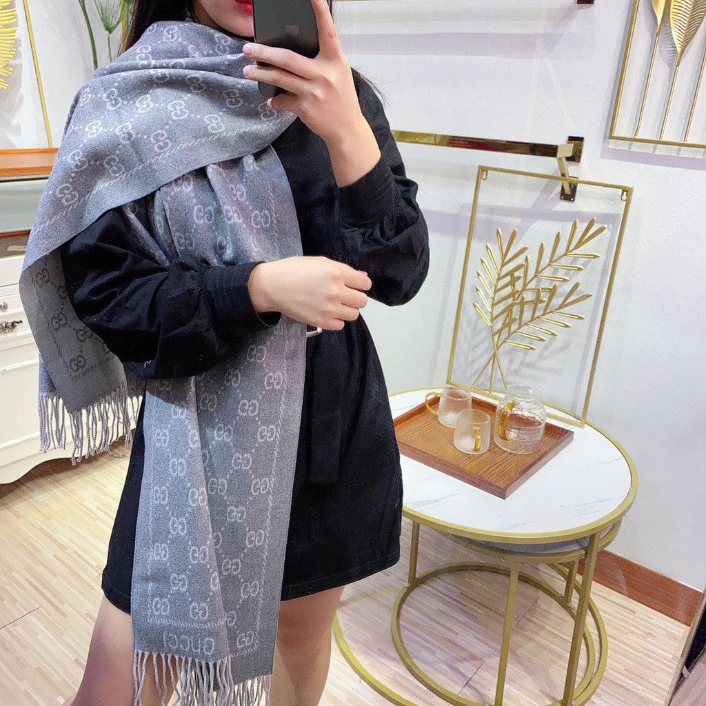 GUCCI JACQUARD PATTERN KNIT SCARF 180 CM IN COOL GRAY WOOL 402421