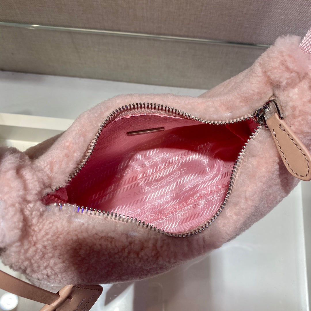PRADA HOBO BAG 23 IN LIGHT PINK SHEARLING