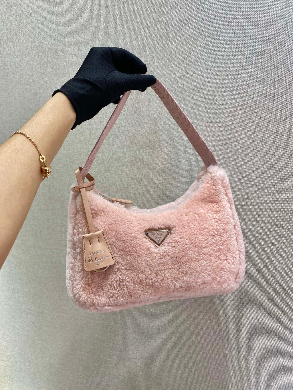 PRADA HOBO BAG 23 IN LIGHT PINK SHEARLING