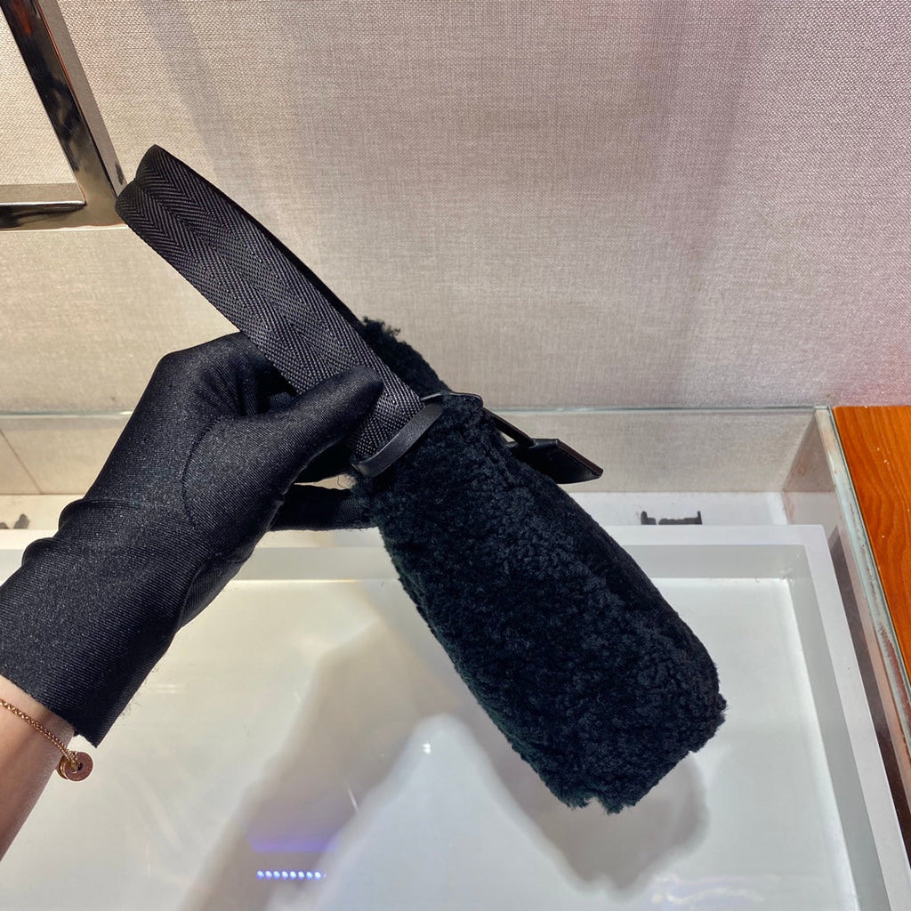 PRADA HOBO BAG 23 IN BLACK SHEARLING