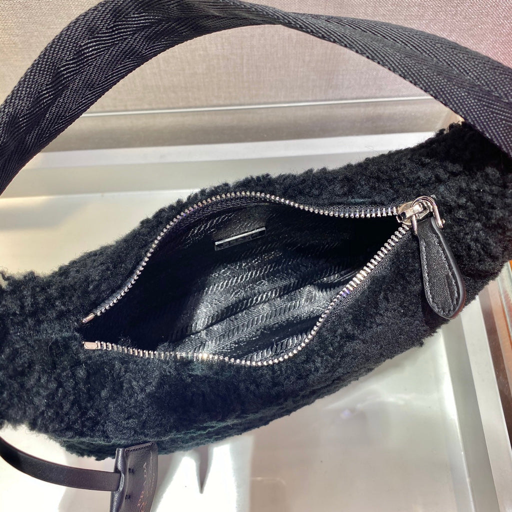 PRADA HOBO BAG 23 IN BLACK SHEARLING