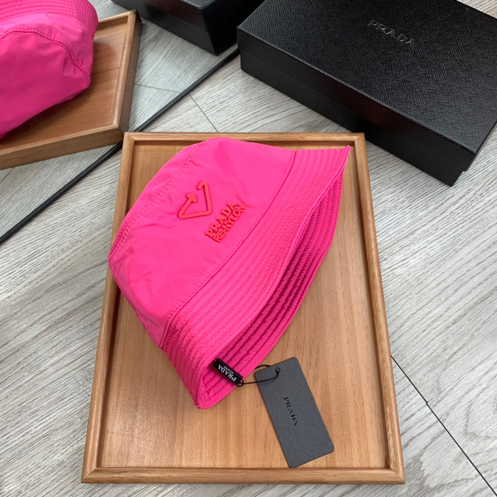 PRADA BUCKET HAT IN BRIGHT PINK RE-NYLON 234102