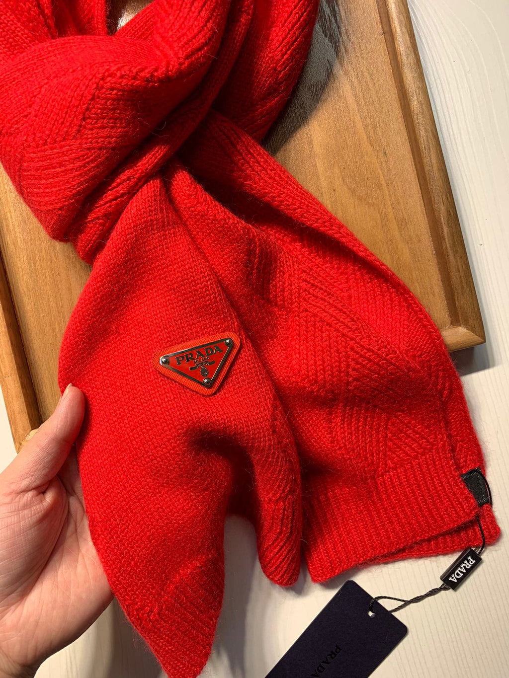 PRADA SET SCARF AND HAT IN CHERRY RED WOOL AND RABBIT FUR 416367