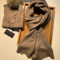 PRADA SET SCARF AND HAT IN MEDIUM BROWN WOOL AND RABBIT FUR 416364