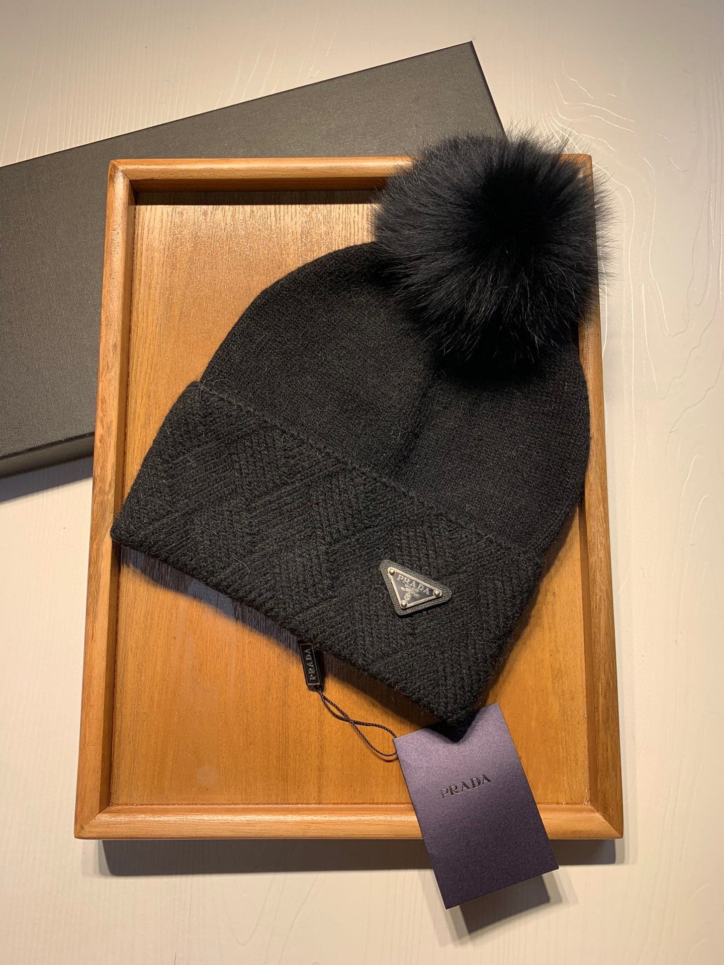PRADA BEANIE HAT IN BLACK WOOL AND RABBIT FUR 361438