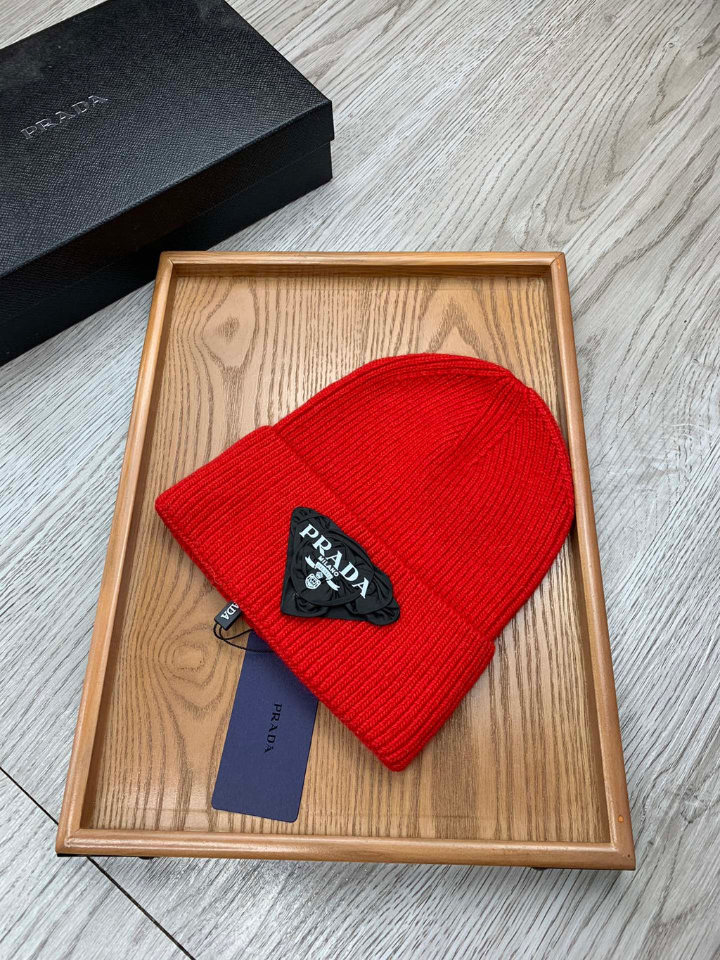 PRADA BEANIE HAT IN CHERRY RED WOOL 431358