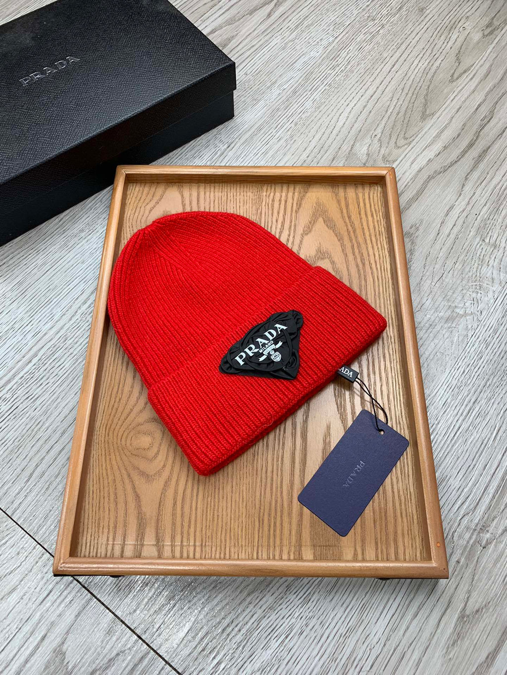 PRADA BEANIE HAT IN CHERRY RED WOOL 431358