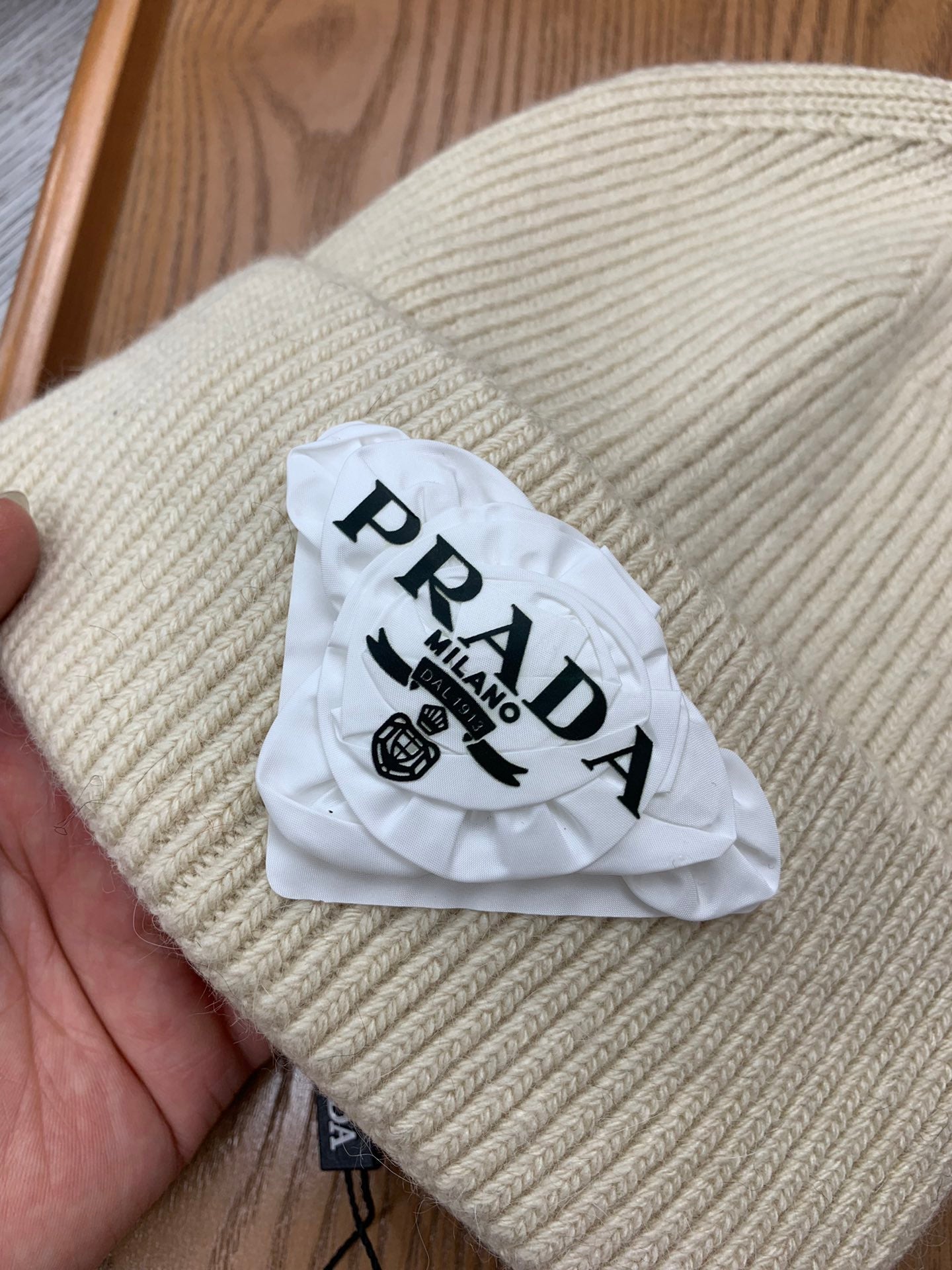 PRADA BEANIE HAT IN BISQUE BEIGE WOOL 431355