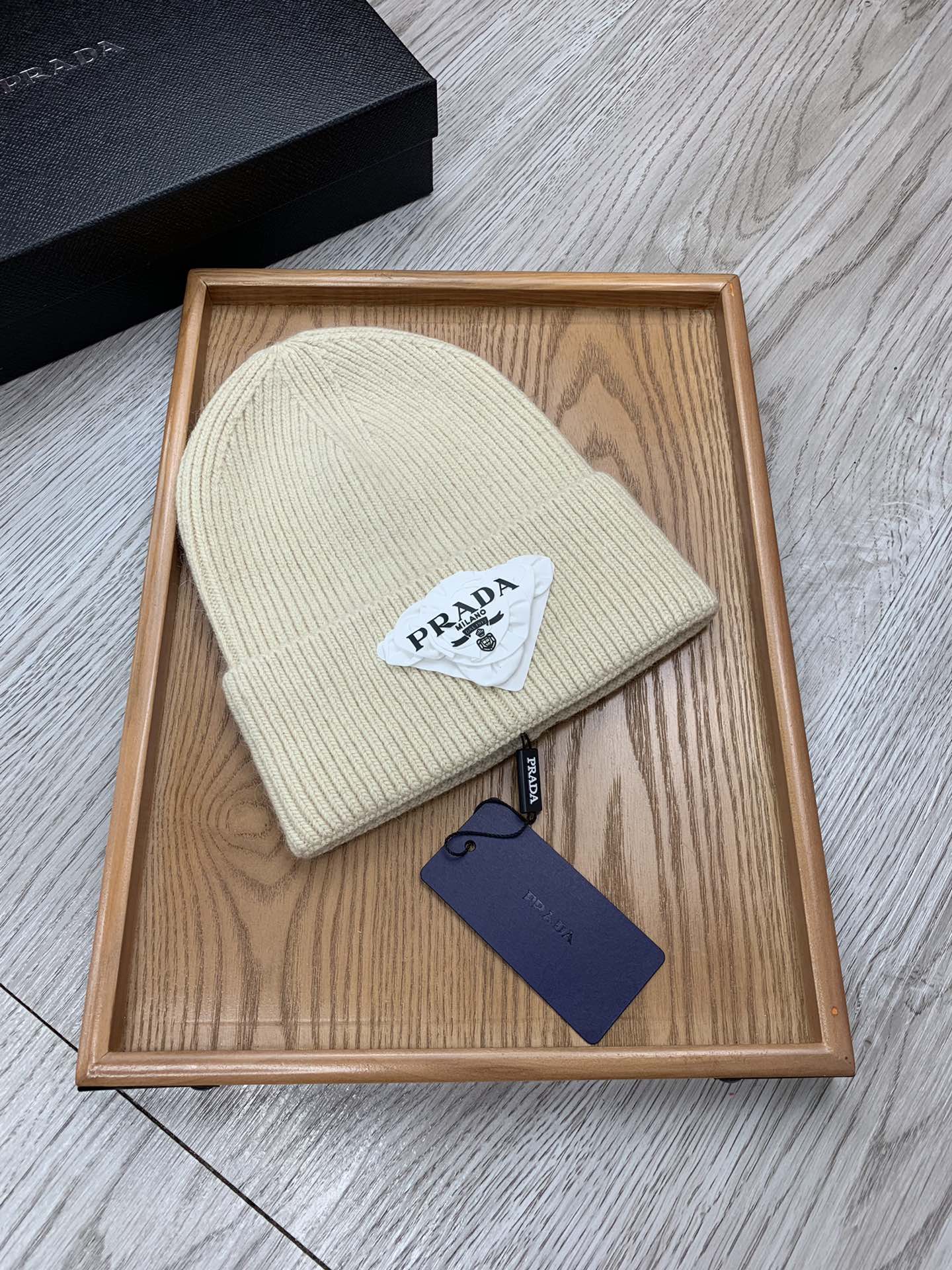 PRADA BEANIE HAT IN BISQUE BEIGE WOOL 431355