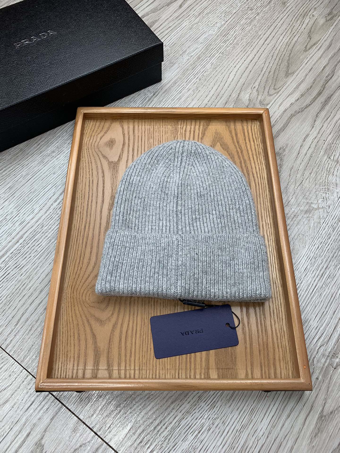 PRADA BEANIE HAT IN PALE GRAY WOOL 431360