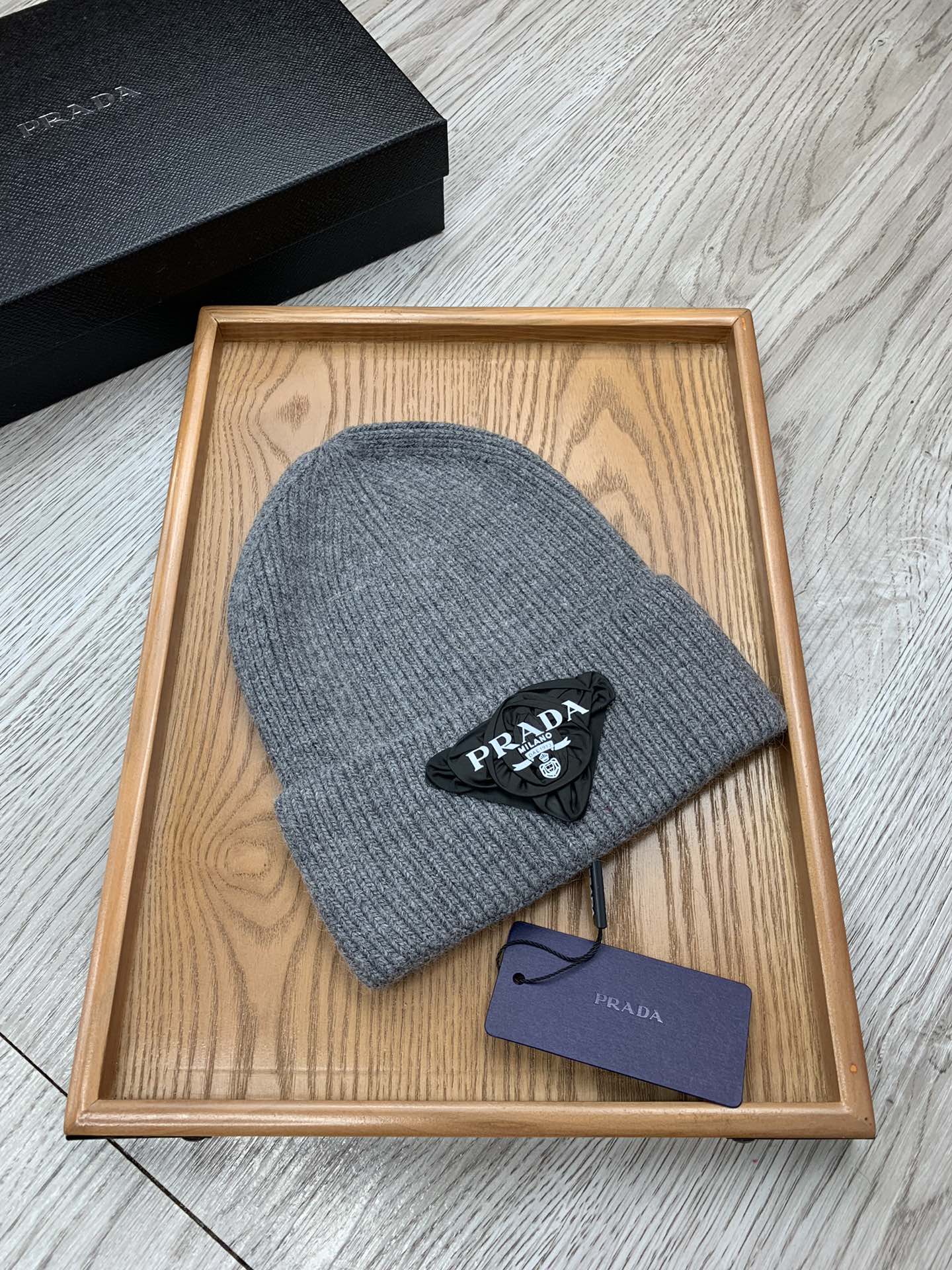PRADA BEANIE HAT IN RHINO GRAY WOOL 431361