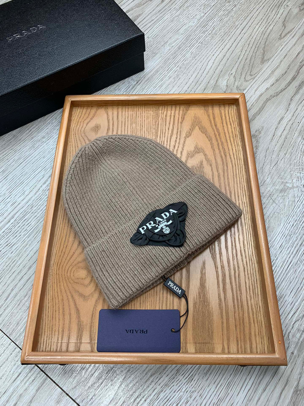 PRADA BEANIE HAT IN MEDIUM BROWN WOOL 431354