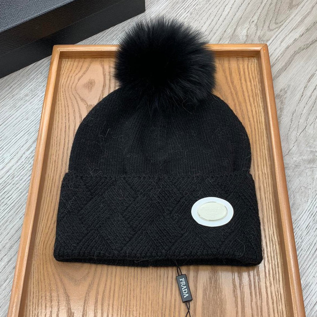 PRADA BEANIE HAT IN BLACK WOOL AND RABBIT FUR 346717