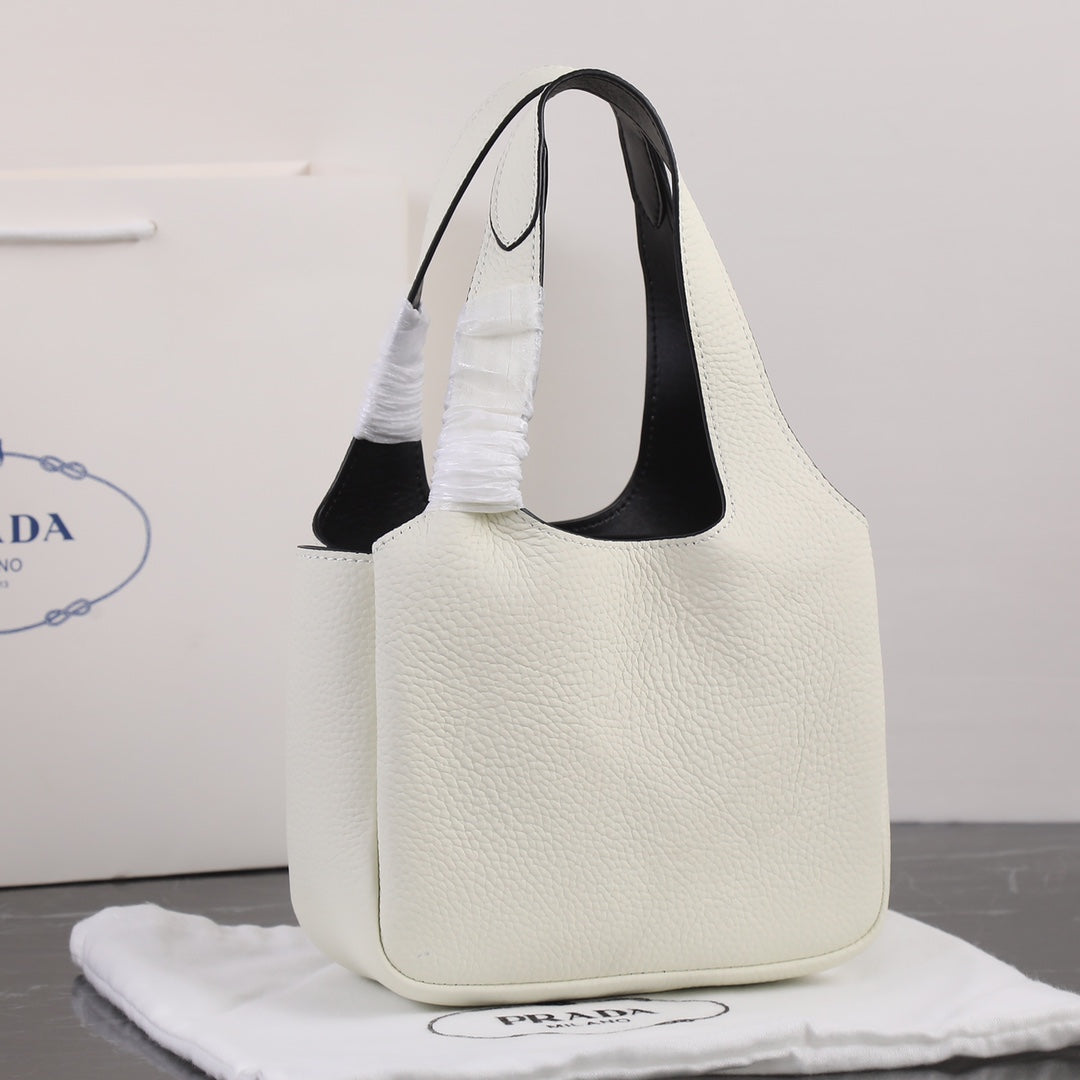 PRADA 18 DYNAMIQUE LOGO TOTE BAG IN WHITE CALFSKIN
