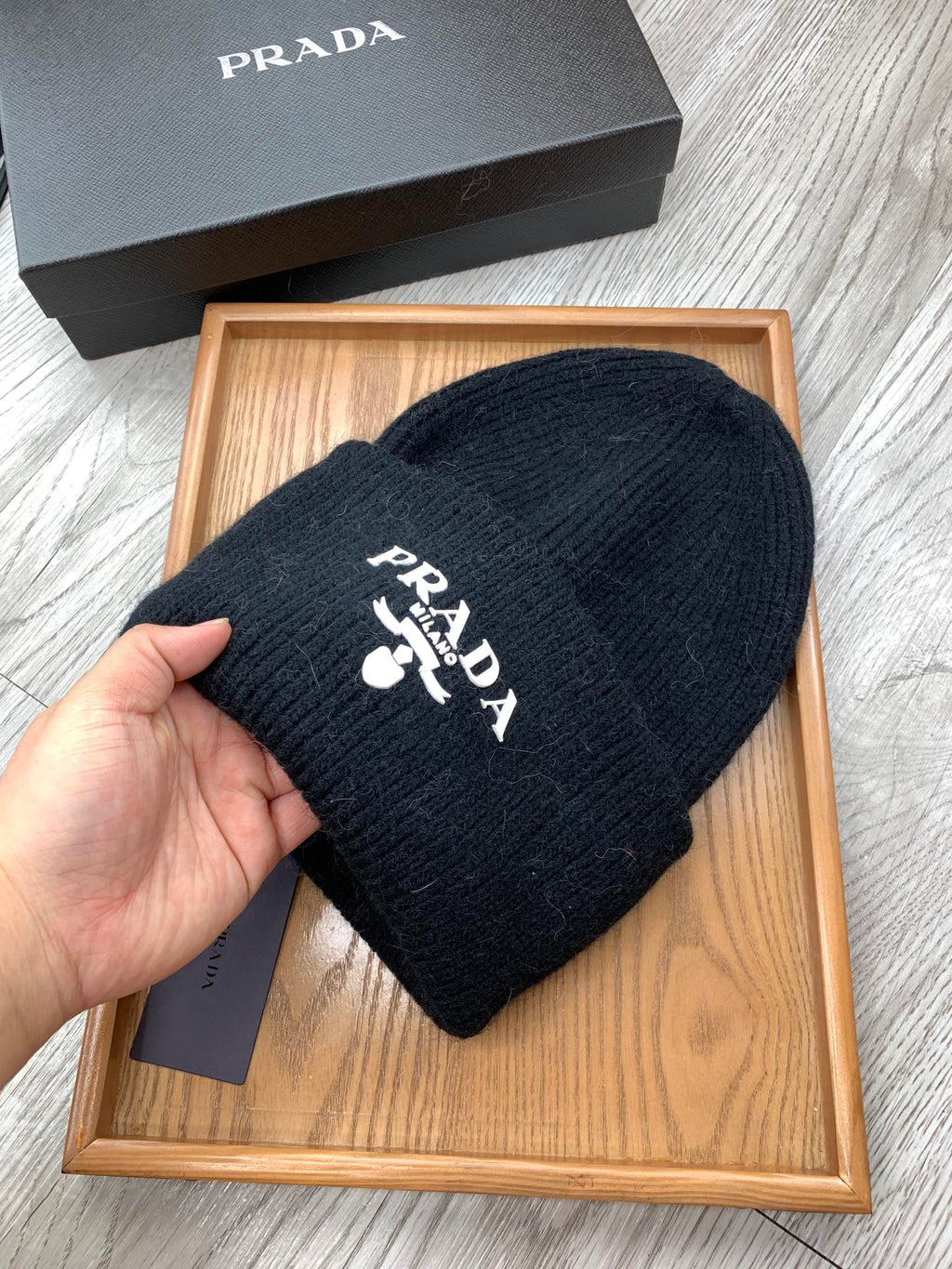 PRADA BEANIE HAT IN BLACK WOOL 108753