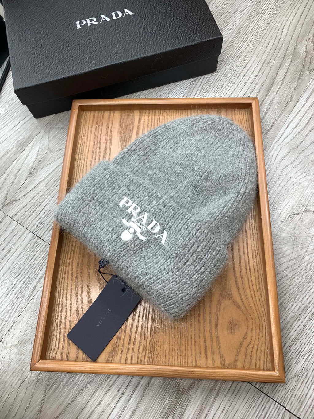 PRADA BEANIE HAT IN DOLPHIN GRAY WOOL 108750