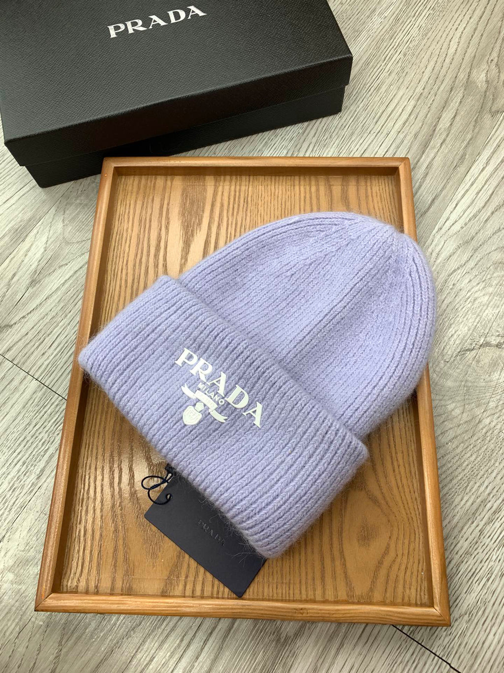PRADA BEANIE HAT IN PASTEL PURPLE WOOL 108749