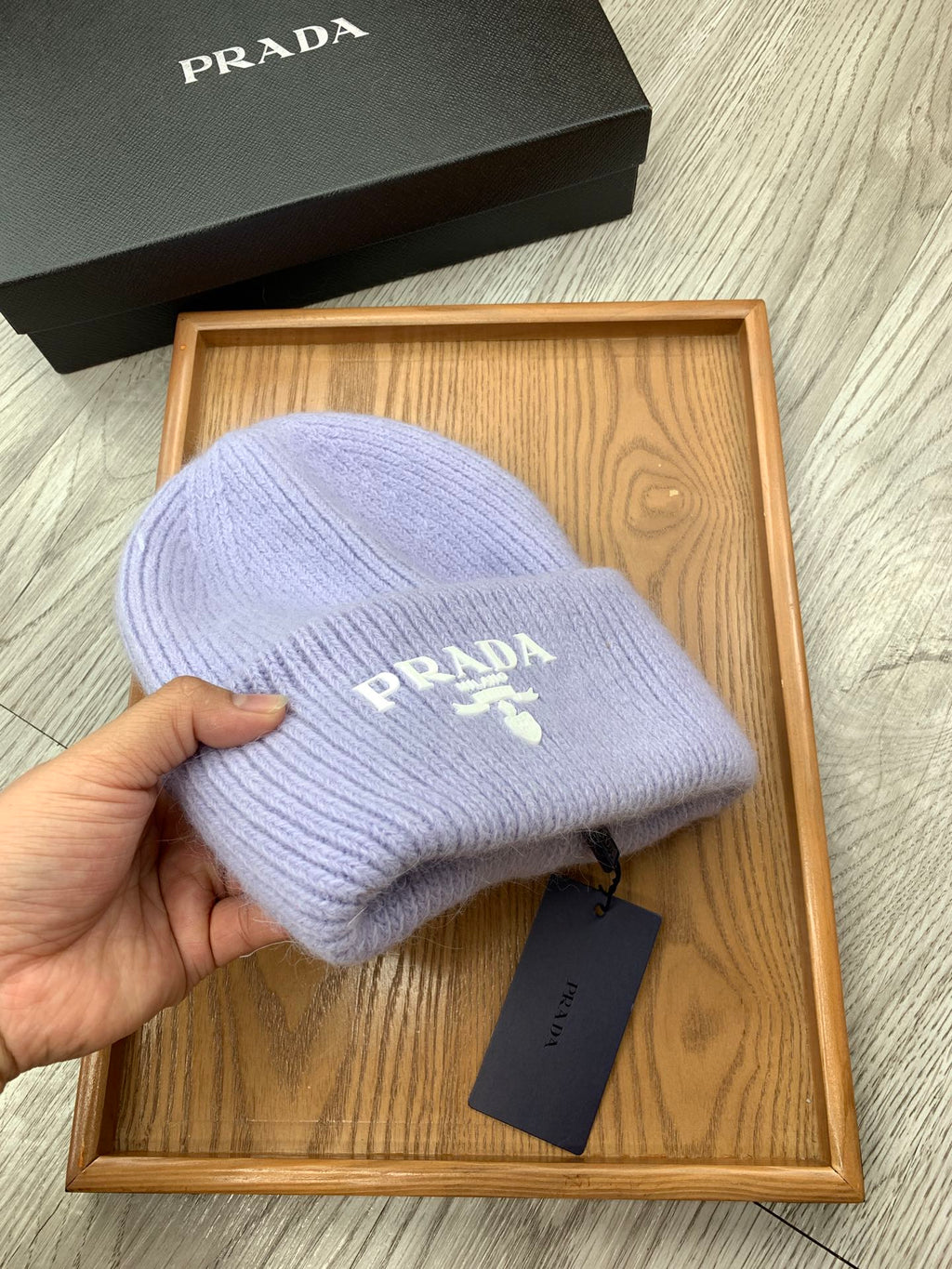 PRADA BEANIE HAT IN PASTEL PURPLE WOOL 108749
