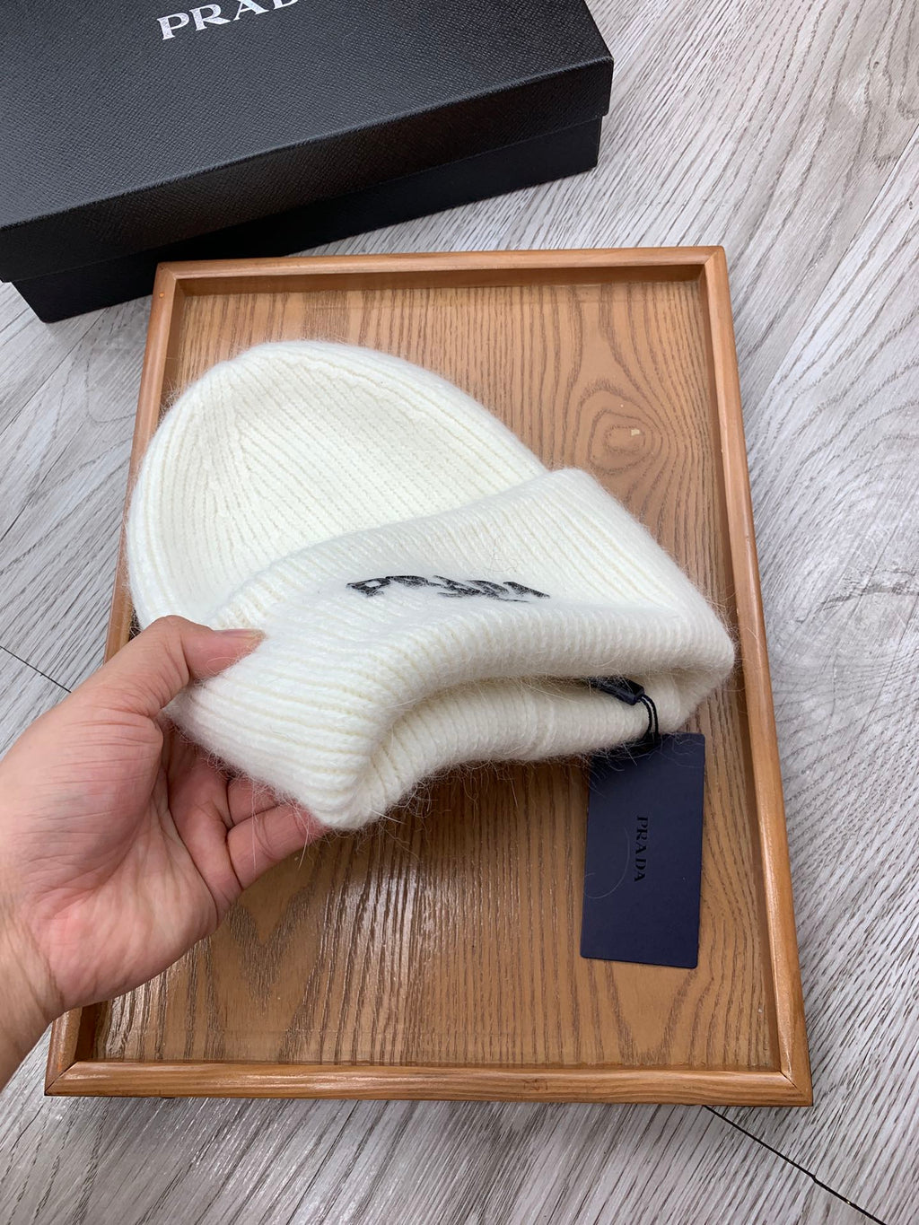 PRADA BEANIE HAT IN WHITE WOOL 108748