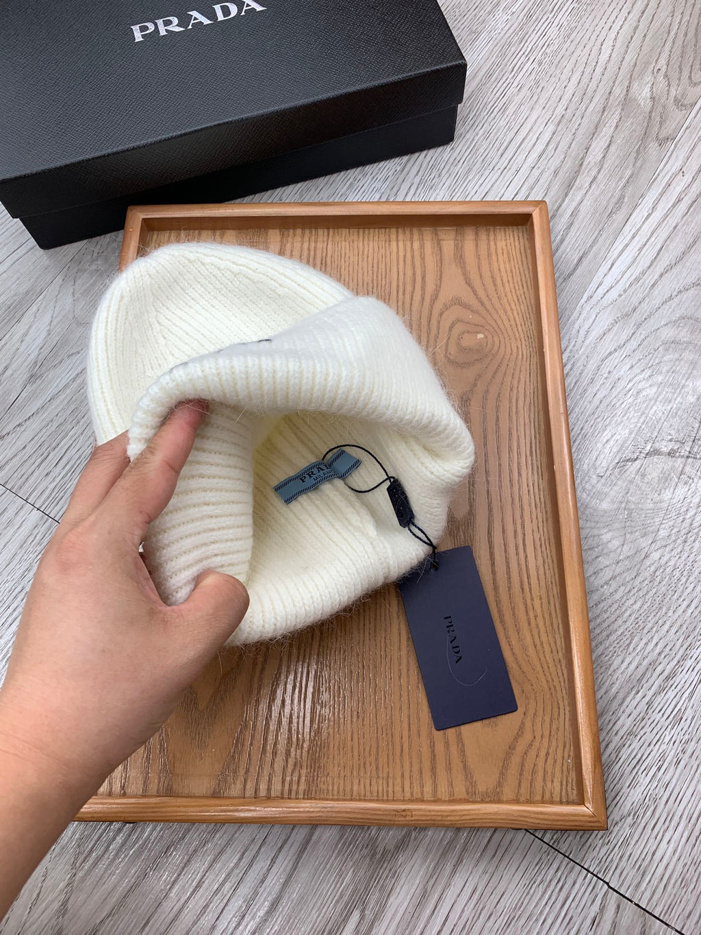 PRADA BEANIE HAT IN WHITE WOOL 108748