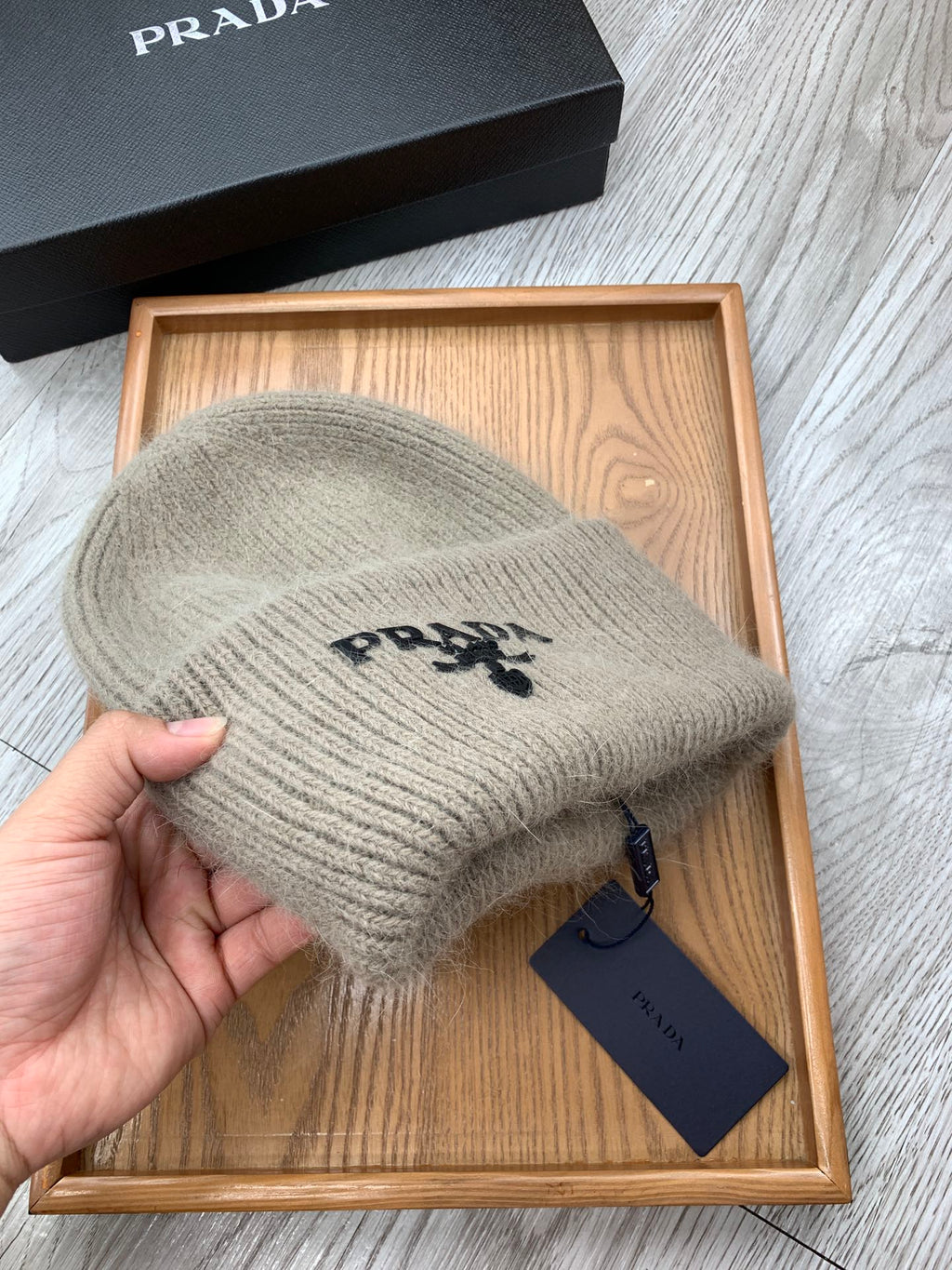 PRADA BEANIE HAT IN KHAKI BROWN WOOL 108747