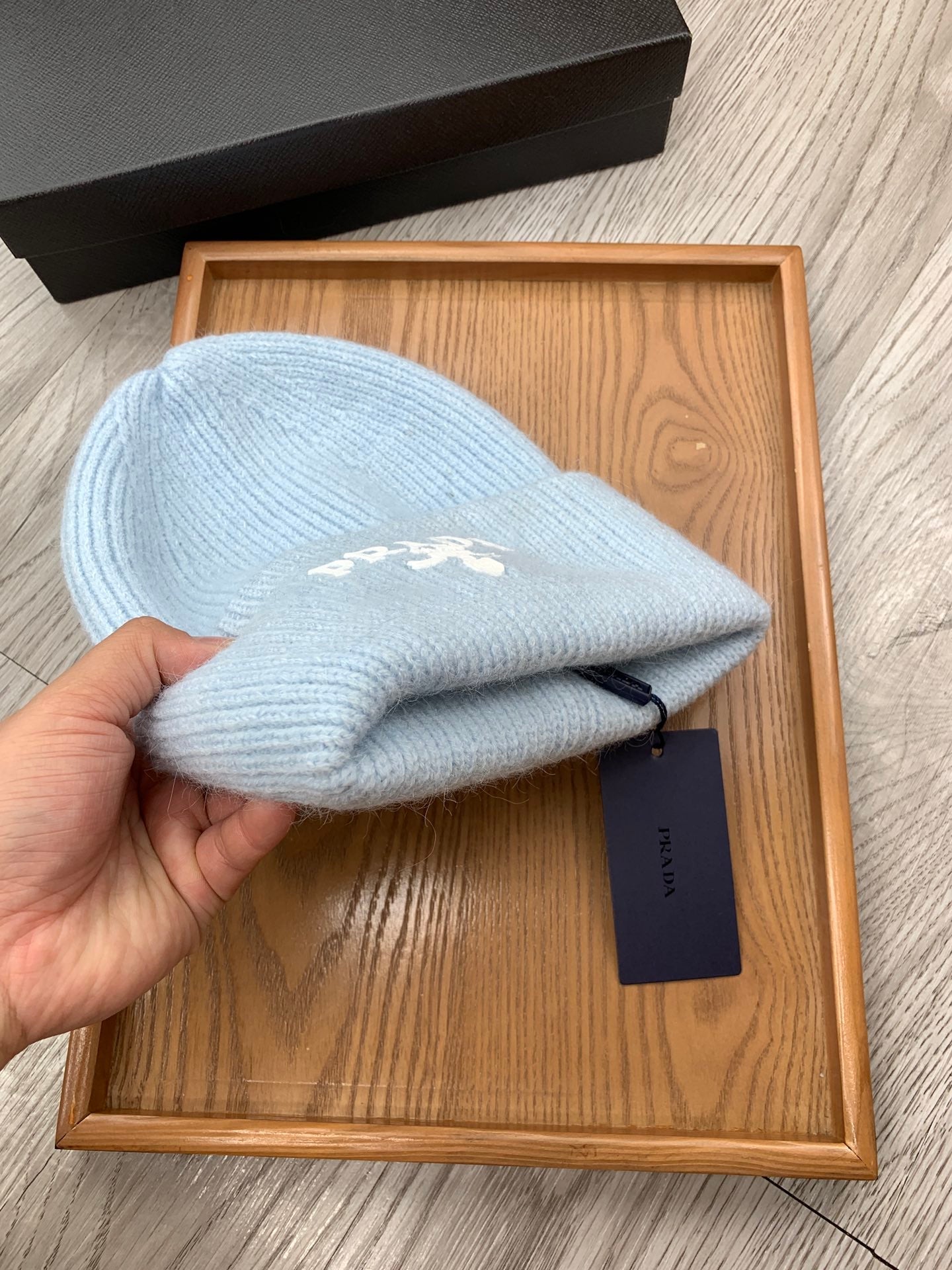 PRADA BEANIE HAT IN LIGHT BLUE WOOL 108744