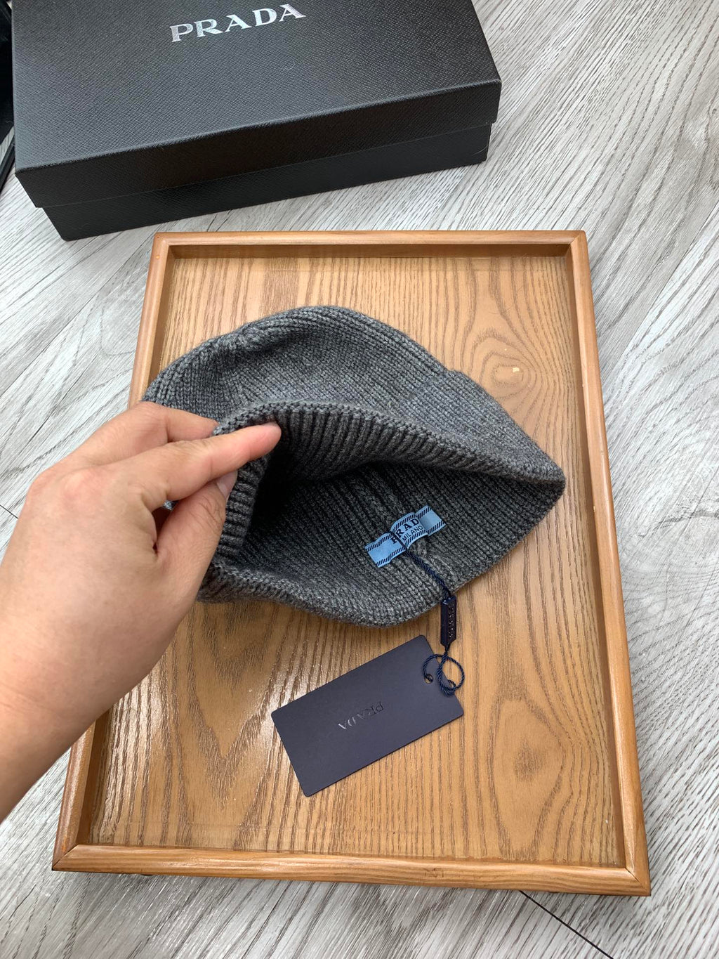 PRADA BEANIIE HAT IN GRAPHITE GRAY WOOL 335032