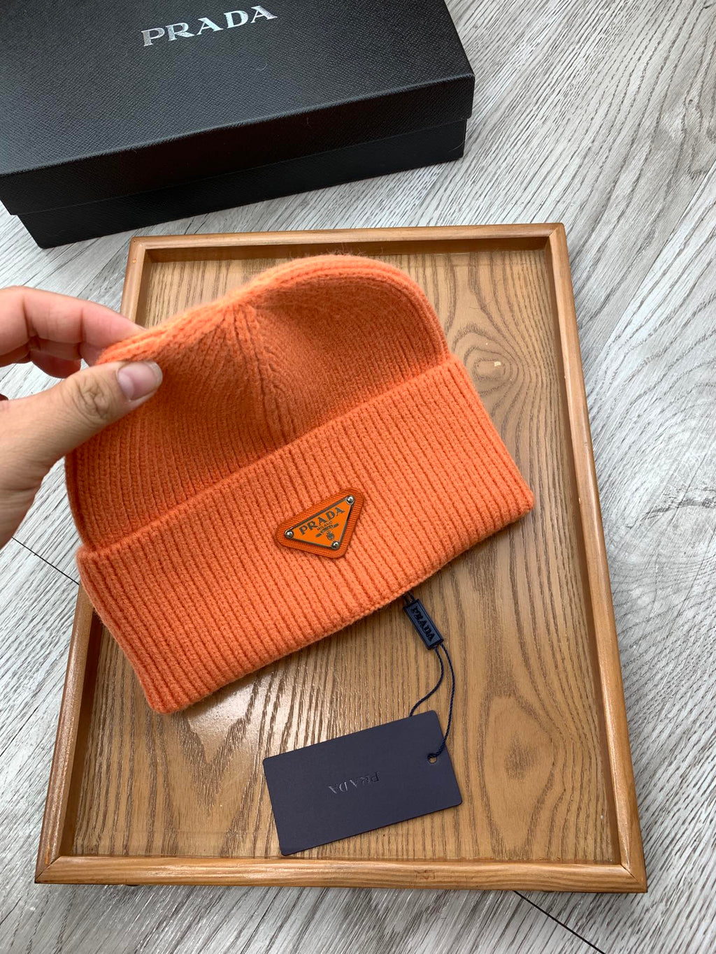 PRADA BEANIIE HAT IN CARROT ORANGE WOOL 335036