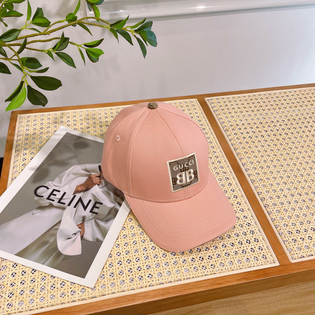 GUCCI BASEBALL HAT IN PEACHY PINK JACQUARD FABRIC 219953