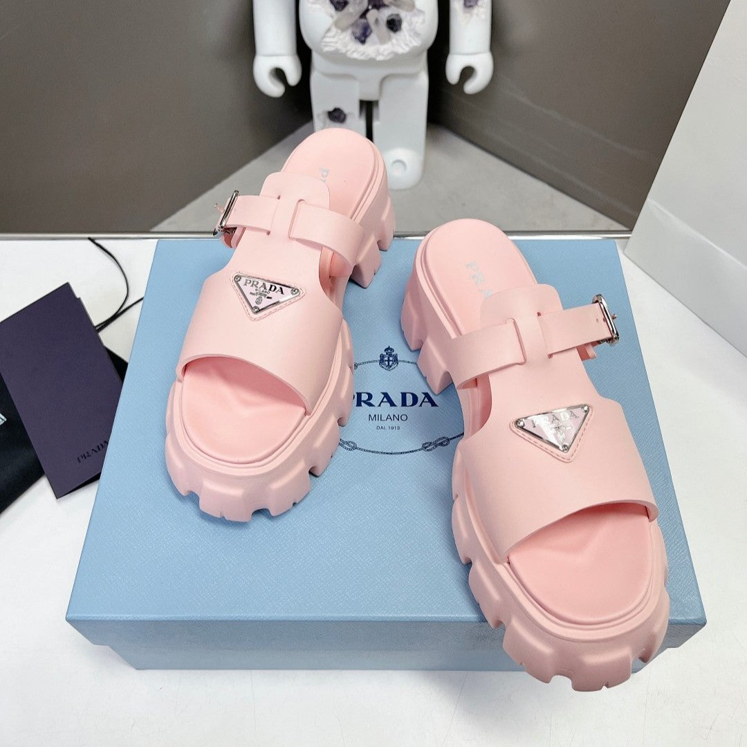 PRADA MONOLITH SLIPPER SANLS IN LIGHT PINK RUBBER