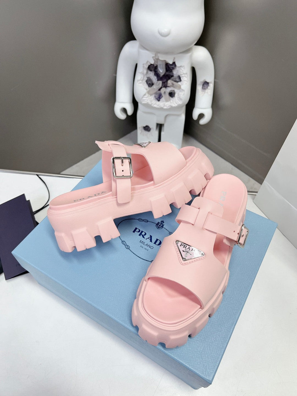 PRADA MONOLITH SLIPPER SANLS IN LIGHT PINK RUBBER