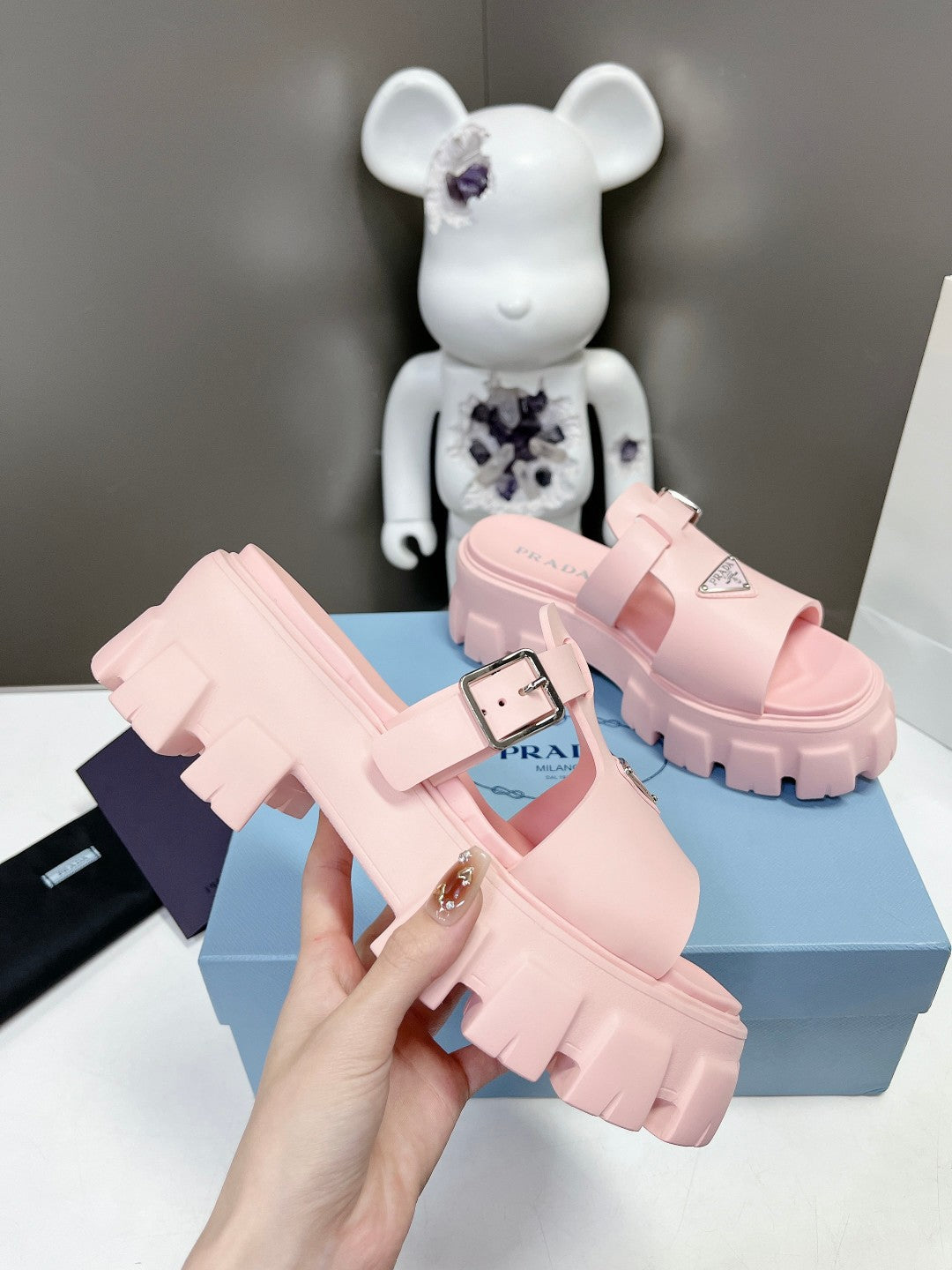PRADA MONOLITH SLIPPER SANLS IN LIGHT PINK RUBBER