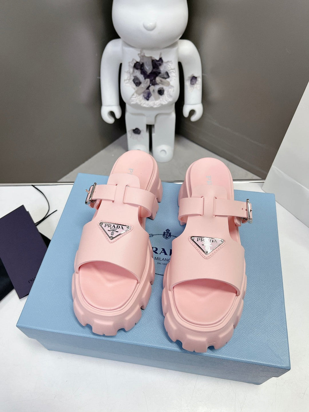 PRADA MONOLITH SLIPPER SANLS IN LIGHT PINK RUBBER