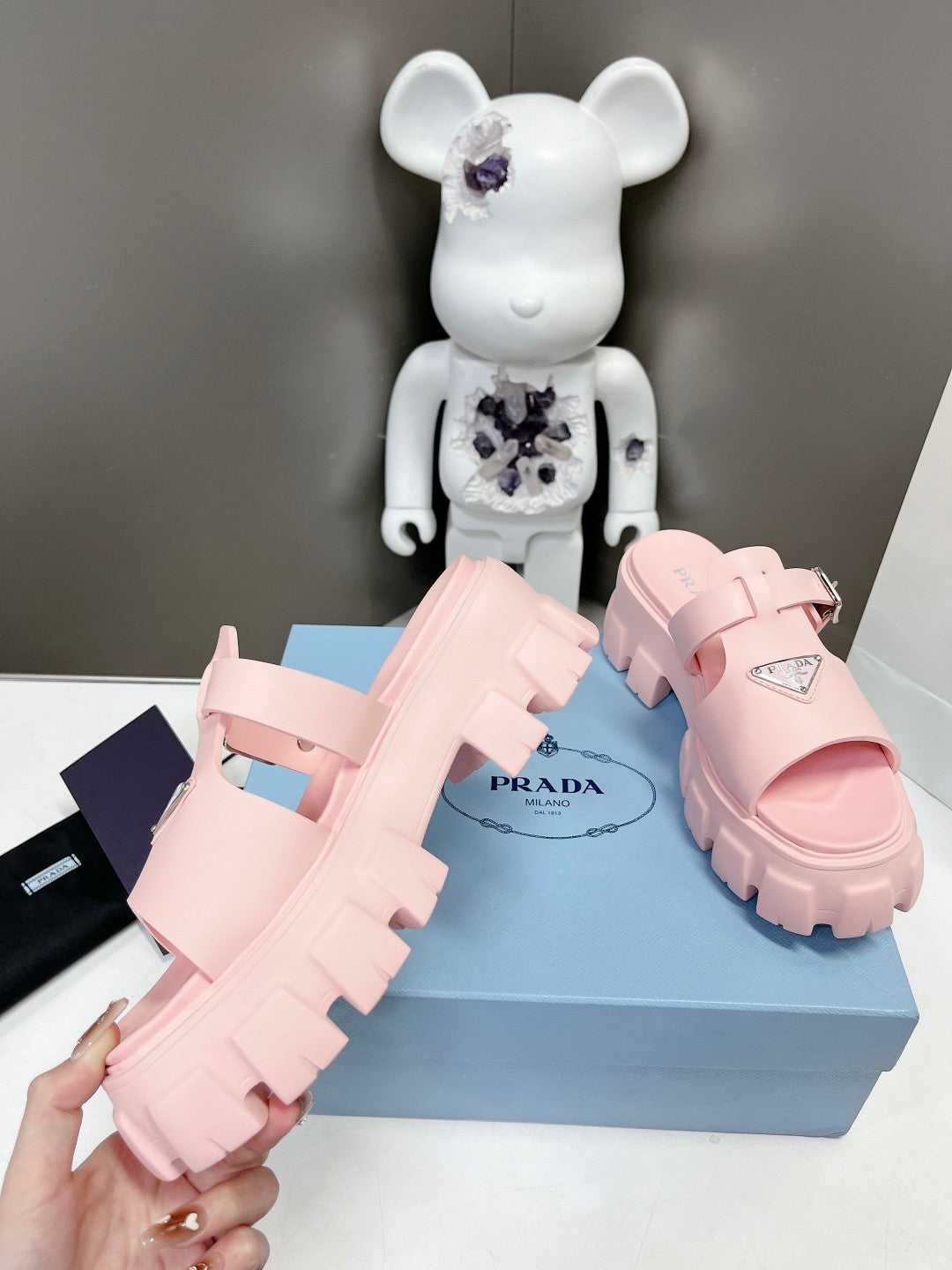 PRADA MONOLITH SLIPPER SANLS IN LIGHT PINK RUBBER