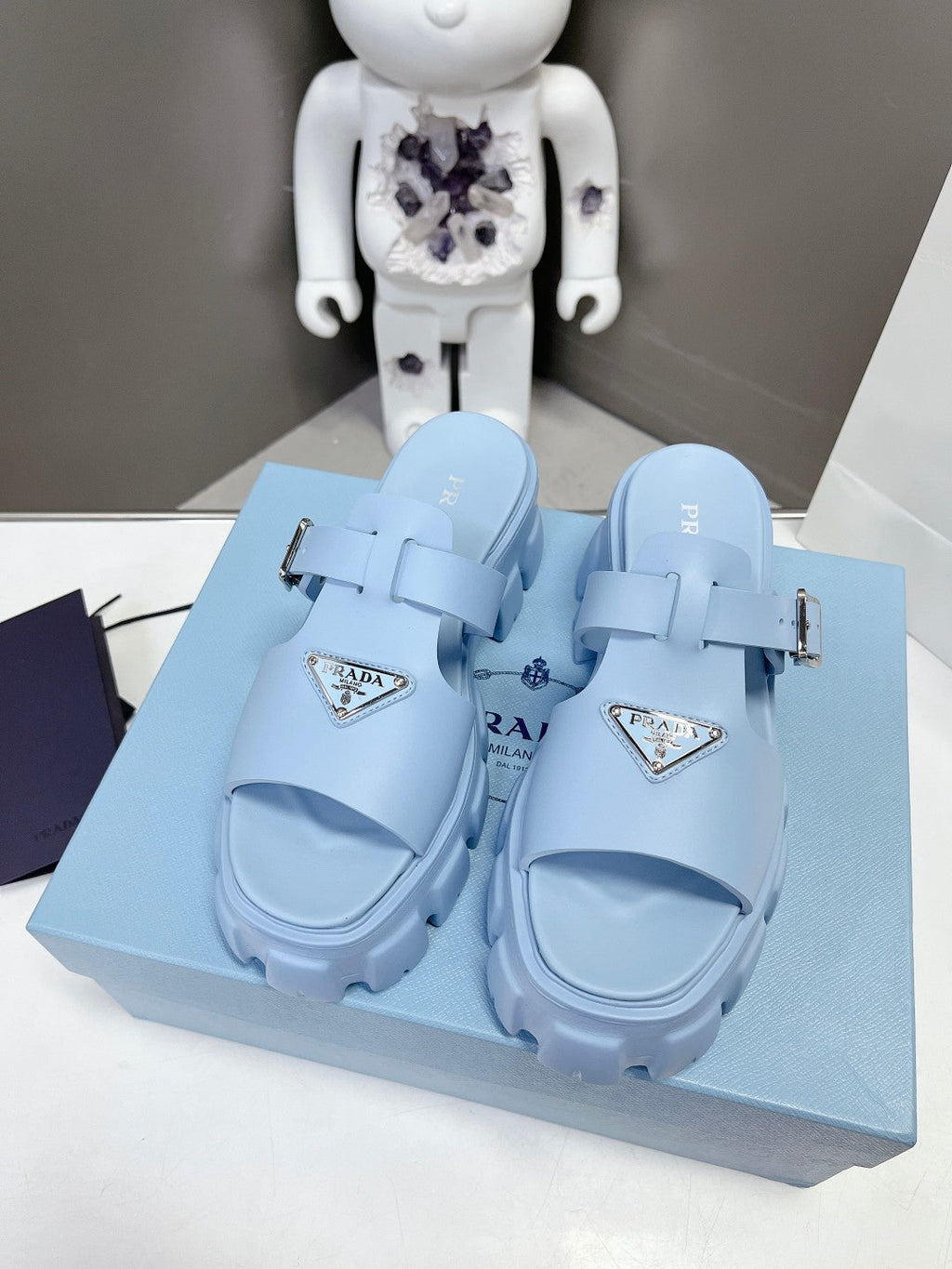 PRADA MONOLITH SLIPPER SANLS IN SKY BLUE RUBBER