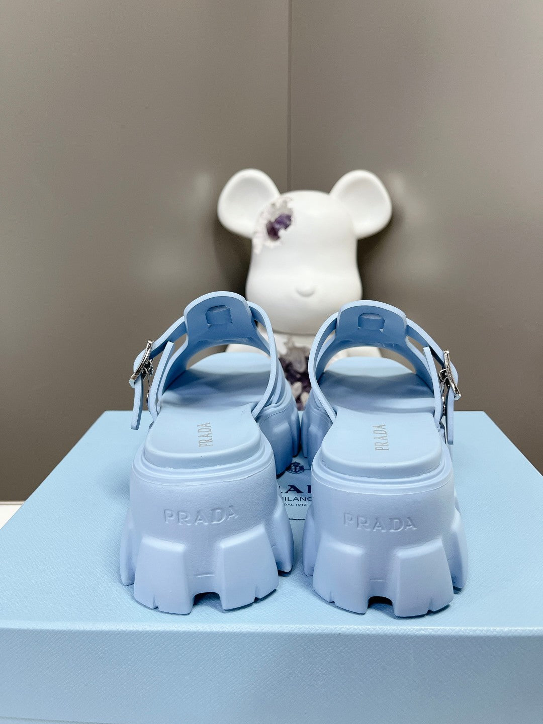 PRADA MONOLITH SLIPPER SANLS IN SKY BLUE RUBBER