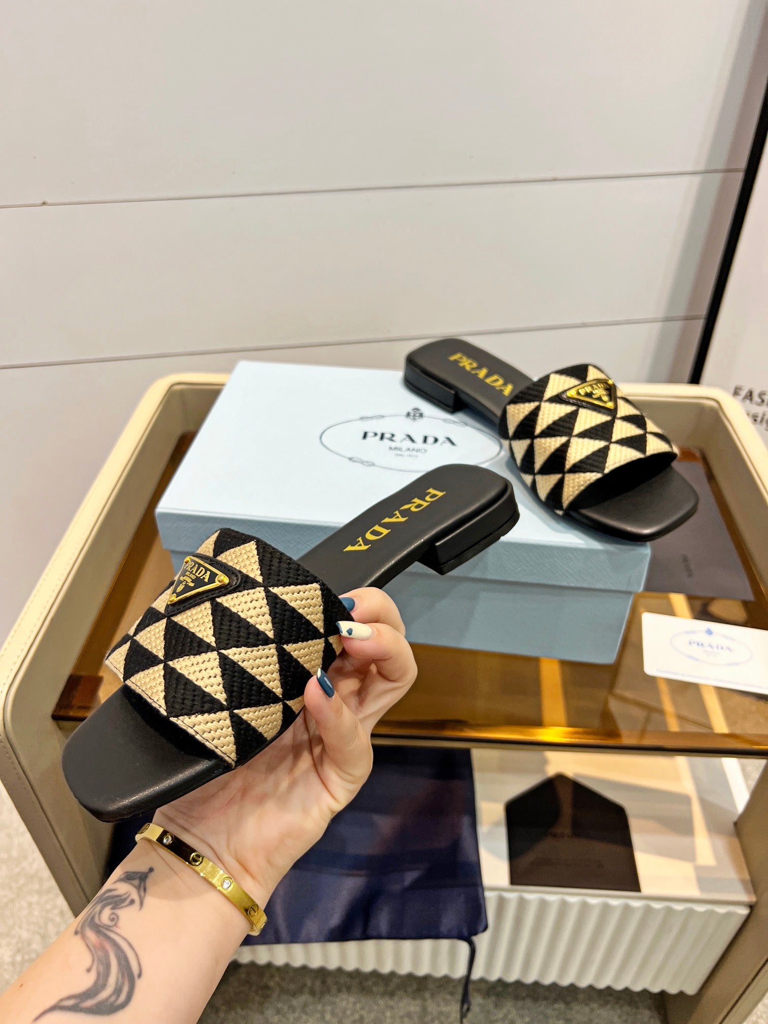 PRADA EMBROIDERED SLIDES FLAT BLACK AND BEIGE FABRIC