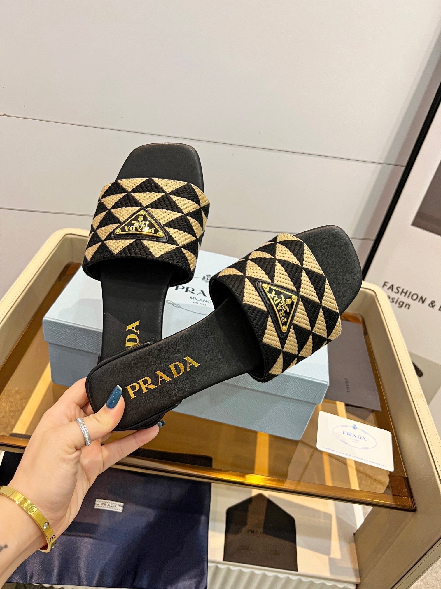 PRADA EMBROIDERED SLIDES FLAT BLACK AND BEIGE FABRIC