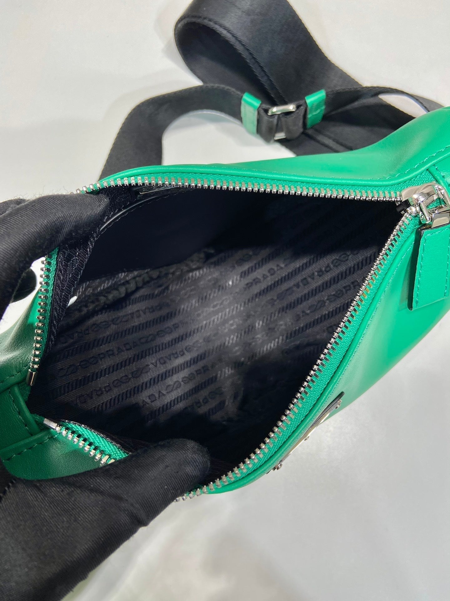 PRADA TRIANGULAR BAG 27 IN GO GREEN SMOOTH LAMBSKIN