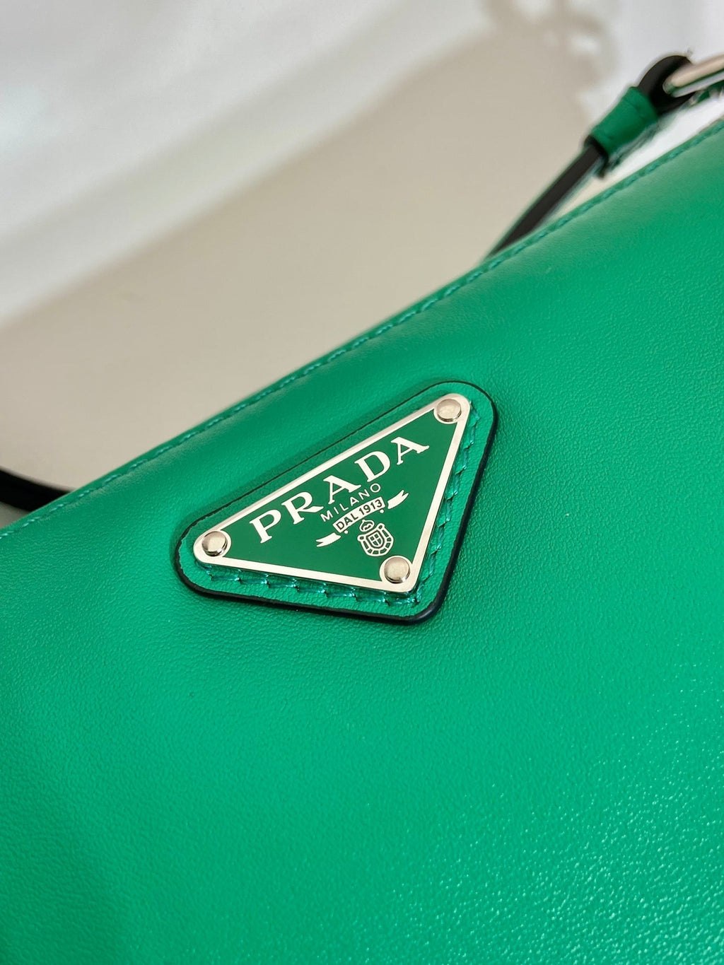 PRADA TRIANGULAR BAG 27 IN GO GREEN SMOOTH LAMBSKIN