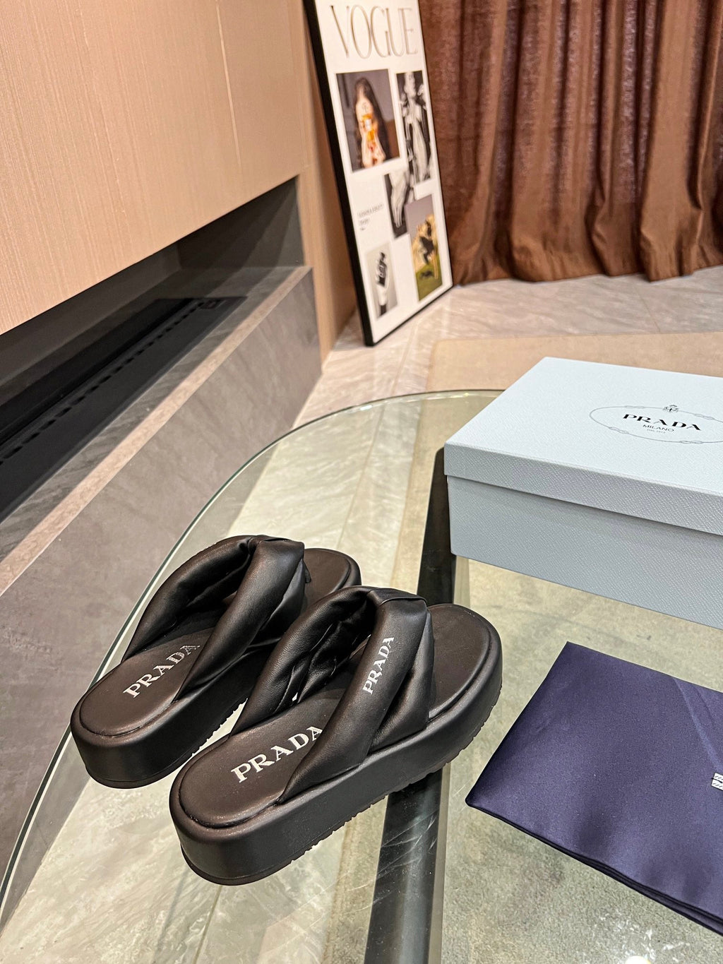 PRADA THONG FLATFORM SANLS BLACK LAMBSKIN