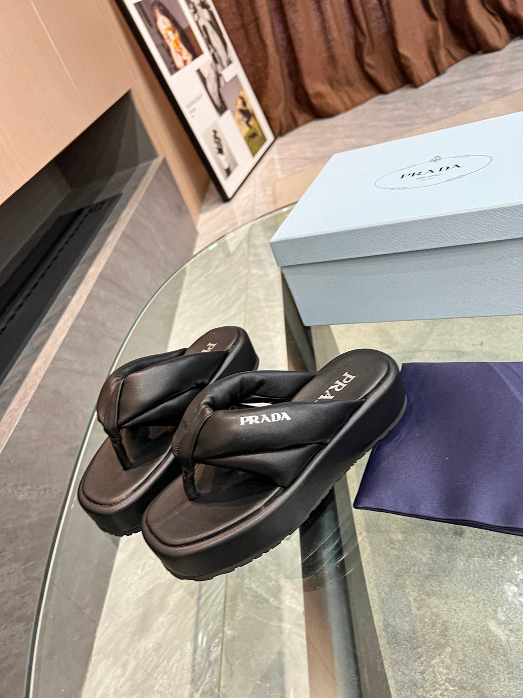 PRADA THONG FLATFORM SANLS BLACK LAMBSKIN