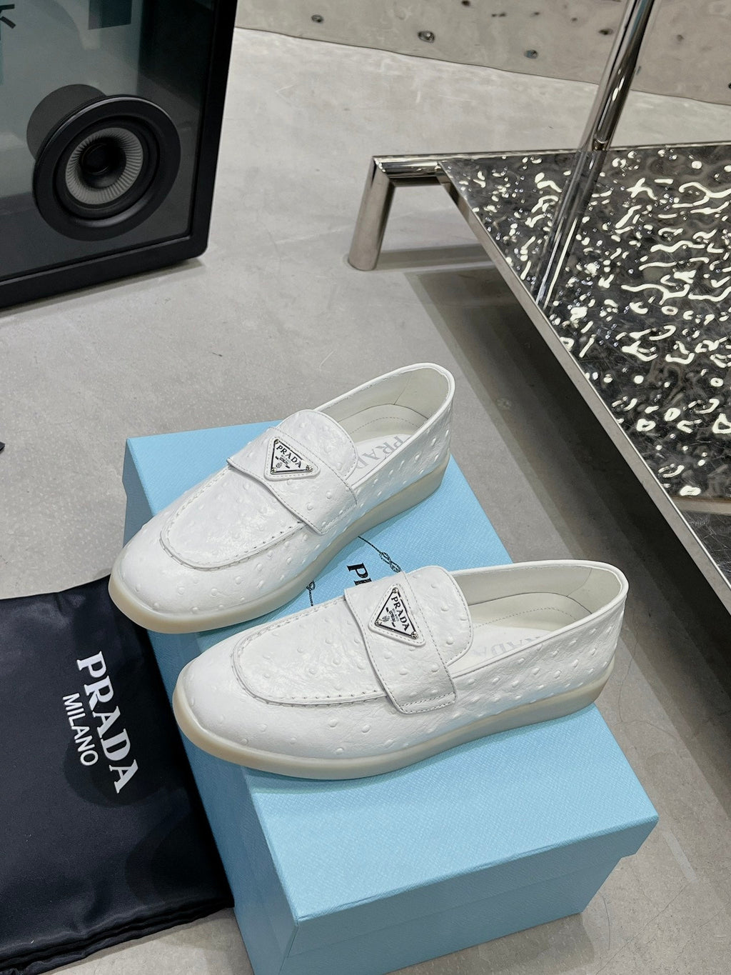 PRADA OSTRICH PATTERN LOAFERS WHITE CALFSKIN